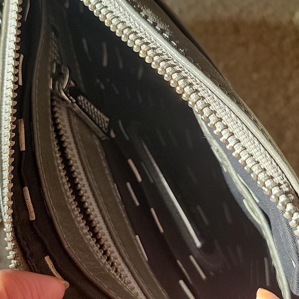 Rebecca Minkoff Metallic Silver Leather Mini MAC Crossbody Bag Studded Bottom - Picture 11 of 17